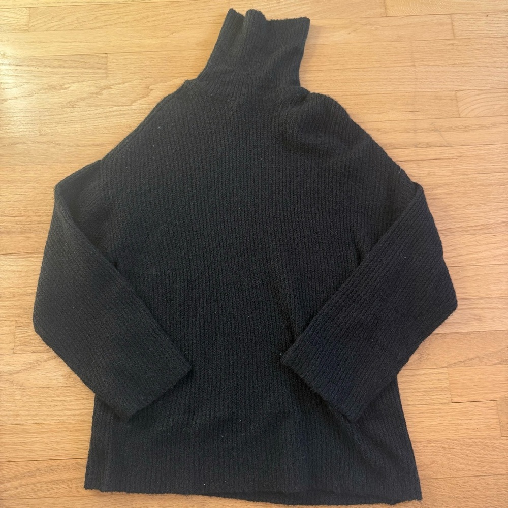 H&M turtleneck sweater